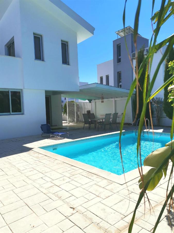 Colonial Villa 32 Perivólia Esterno foto